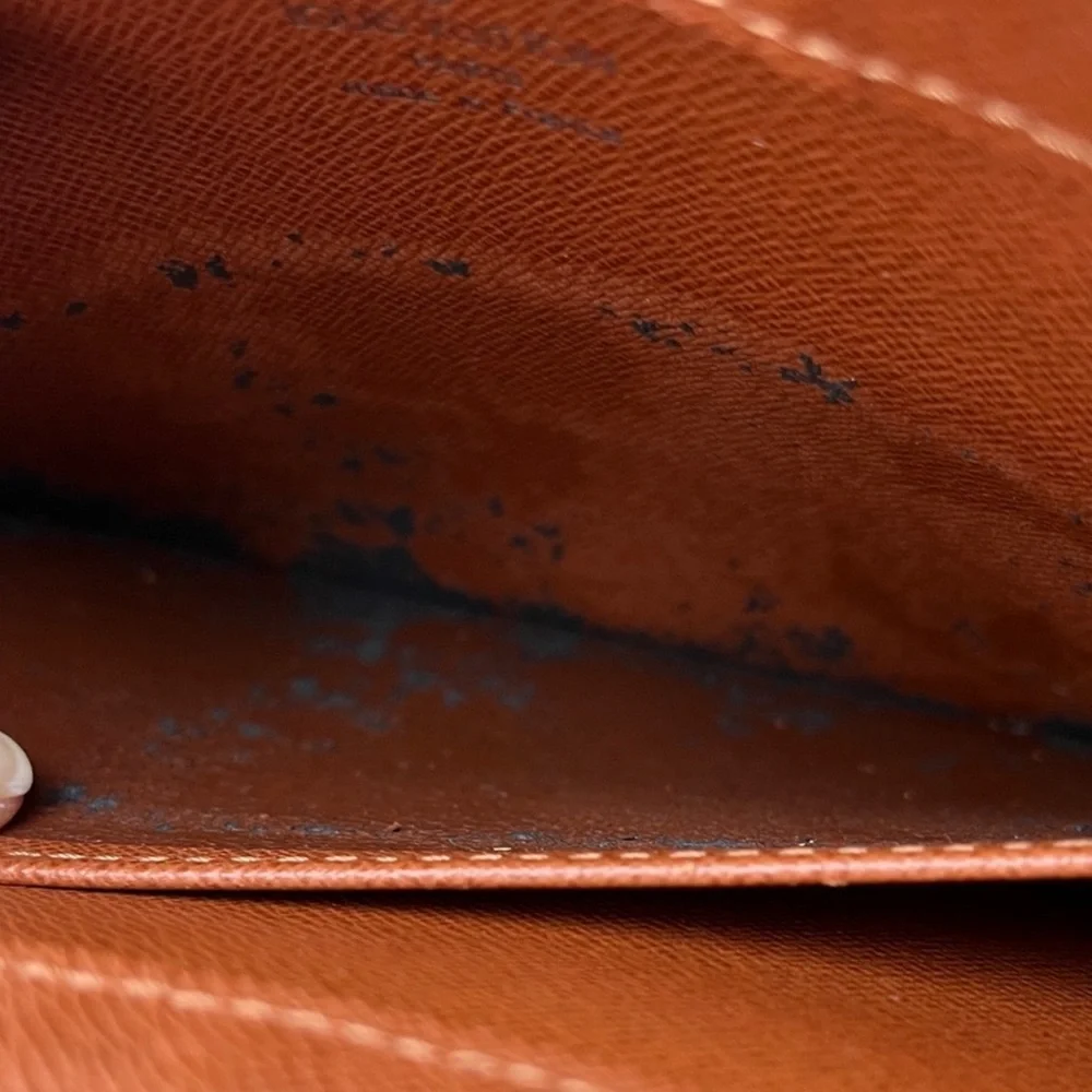 Louis Vuitton Orsay Clutch MUST GO!! MOVING OVERSEAS - Picture 11 of 15